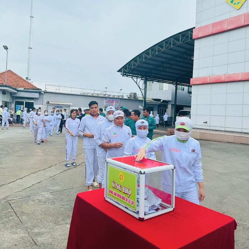 nam-phuong-food-chung-tay-ung-ho-dong-bao-lu-lut-tai-mien-bac-3